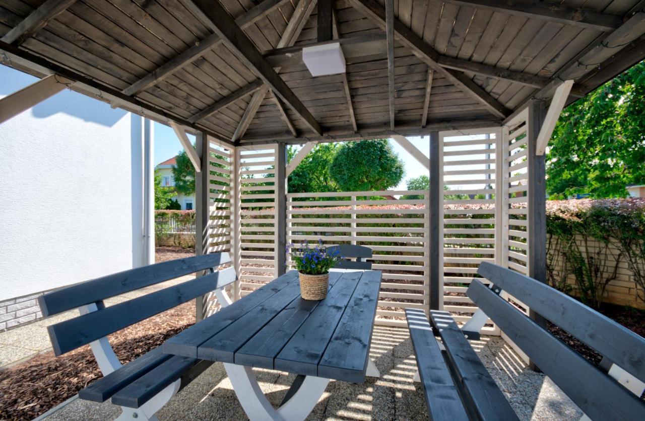 Villa Tara Buek Экстерьер фото