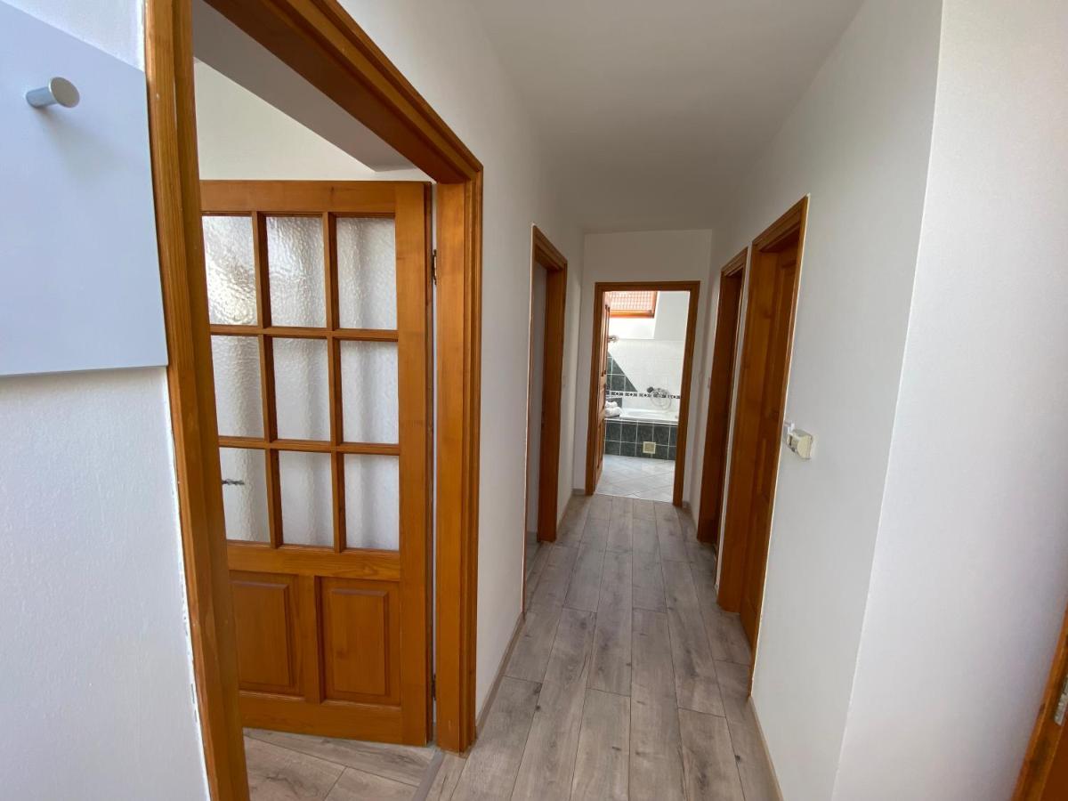 Villa Tara Buek Экстерьер фото