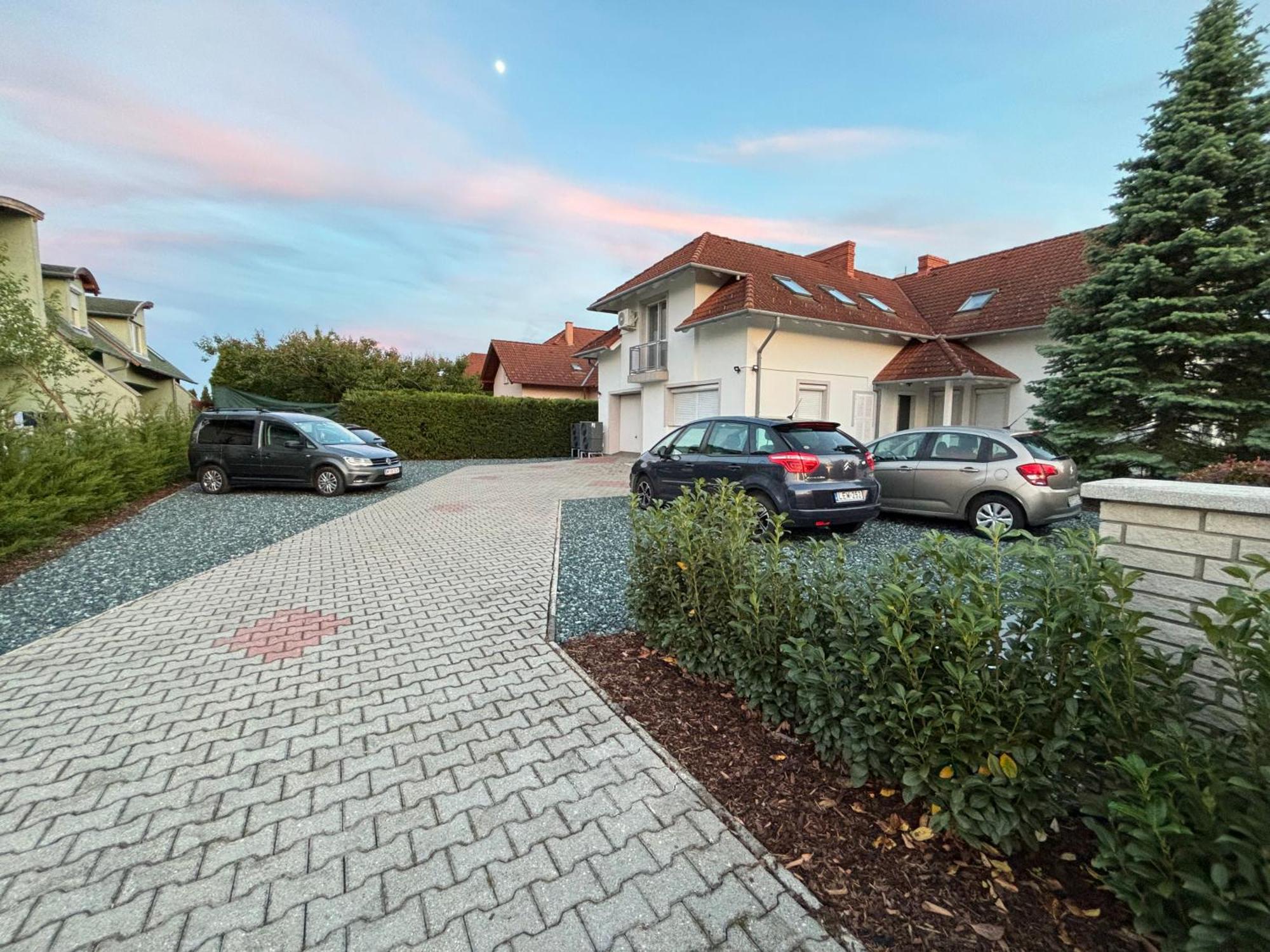 Villa Tara Buek Экстерьер фото